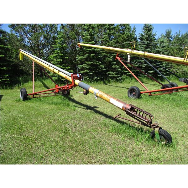 W70-41 grain auger (41 ft long 7" diameter)