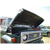 Image 16 : 1975 Chevy C60 grain truck (350 engine - works good) 55,879 miles - 14ft box with roll top with hois