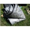 Image 3 : Bale tarp (33x49?)