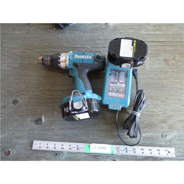 Makita 18V drill with charger