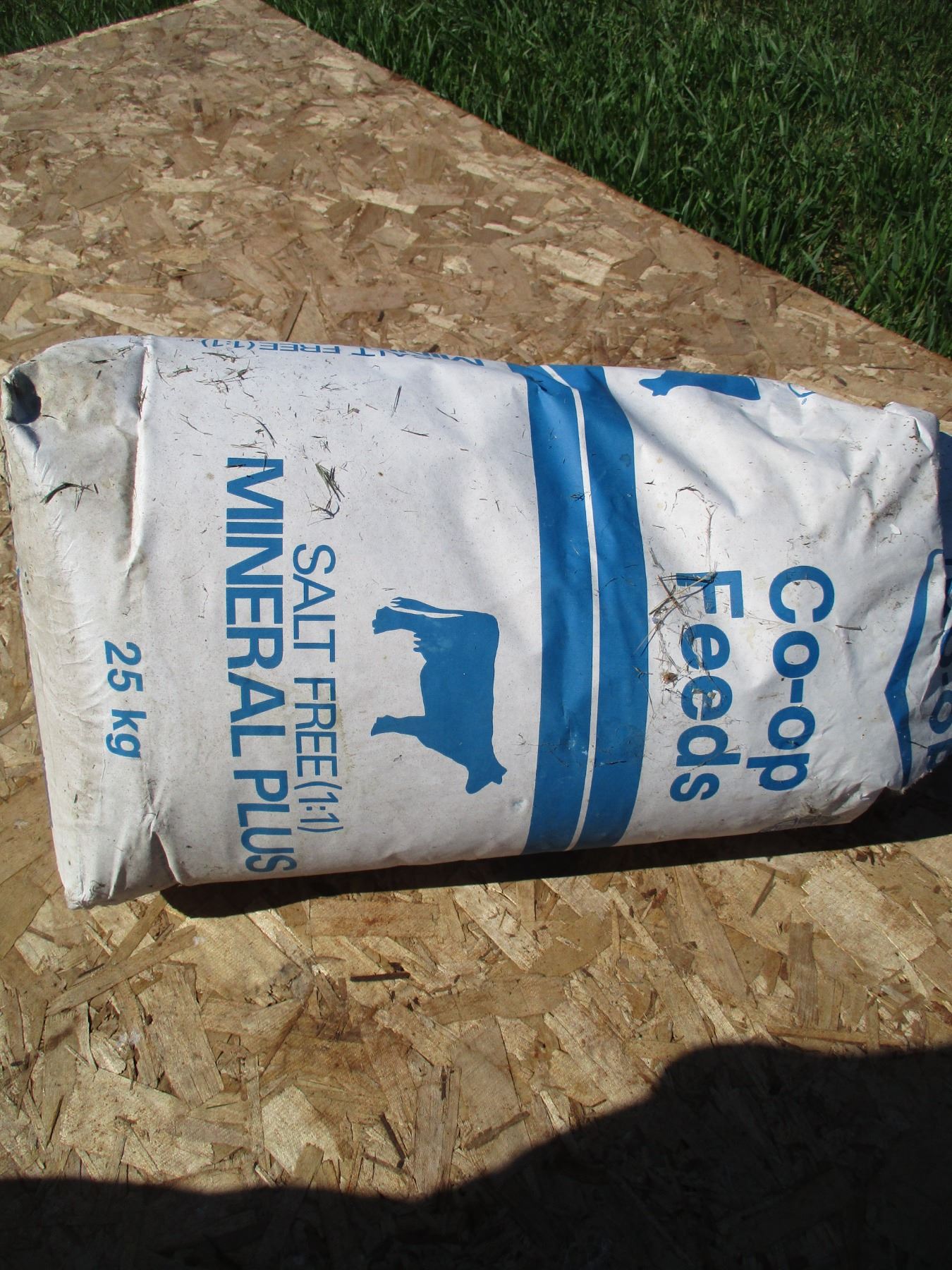 Mineral Plus Salt Free Bag Coop Feeds