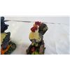 Image 5 : (4) Ceramic Rooster Figurines