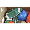 Image 2 : Box of assorted balls