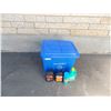 Image 3 : *Blue Recycle Bin w/ Motor Oil and Misc.