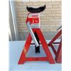 Image 2 : *Pair of 2 Ton Jacks