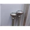 Image 3 : *(7) Curtain Rods, a Blind (36.5W 45 L), Misc