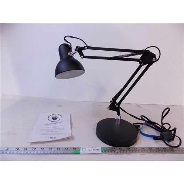 Movable Desk Lamp (tested Working)