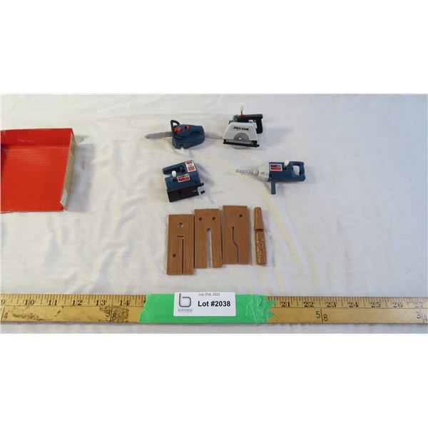 Miniature Skilsaw Tools that wind up and work