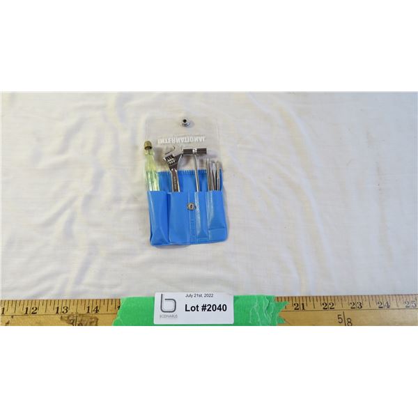 International Miniature wrench and screwdriver kit