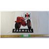 Image 1 : IH Farmall tin sign