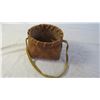 Image 2 : Bark handbag with lid