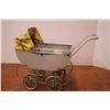 Image 1 : *Vintage Doll Carriage