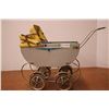 Image 2 : *Vintage Doll Carriage