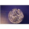Image 3 : Heavy Lead Hand Cut Crystal Pinwheel Rose Bowl