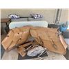 Image 1 : Harley Davidson OEM Tan Leather Saddle Bags with Hardware / from 2001 HDFXG