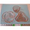 Image 2 : Lot of 3 pieces of Pink Depression (all with small chips)