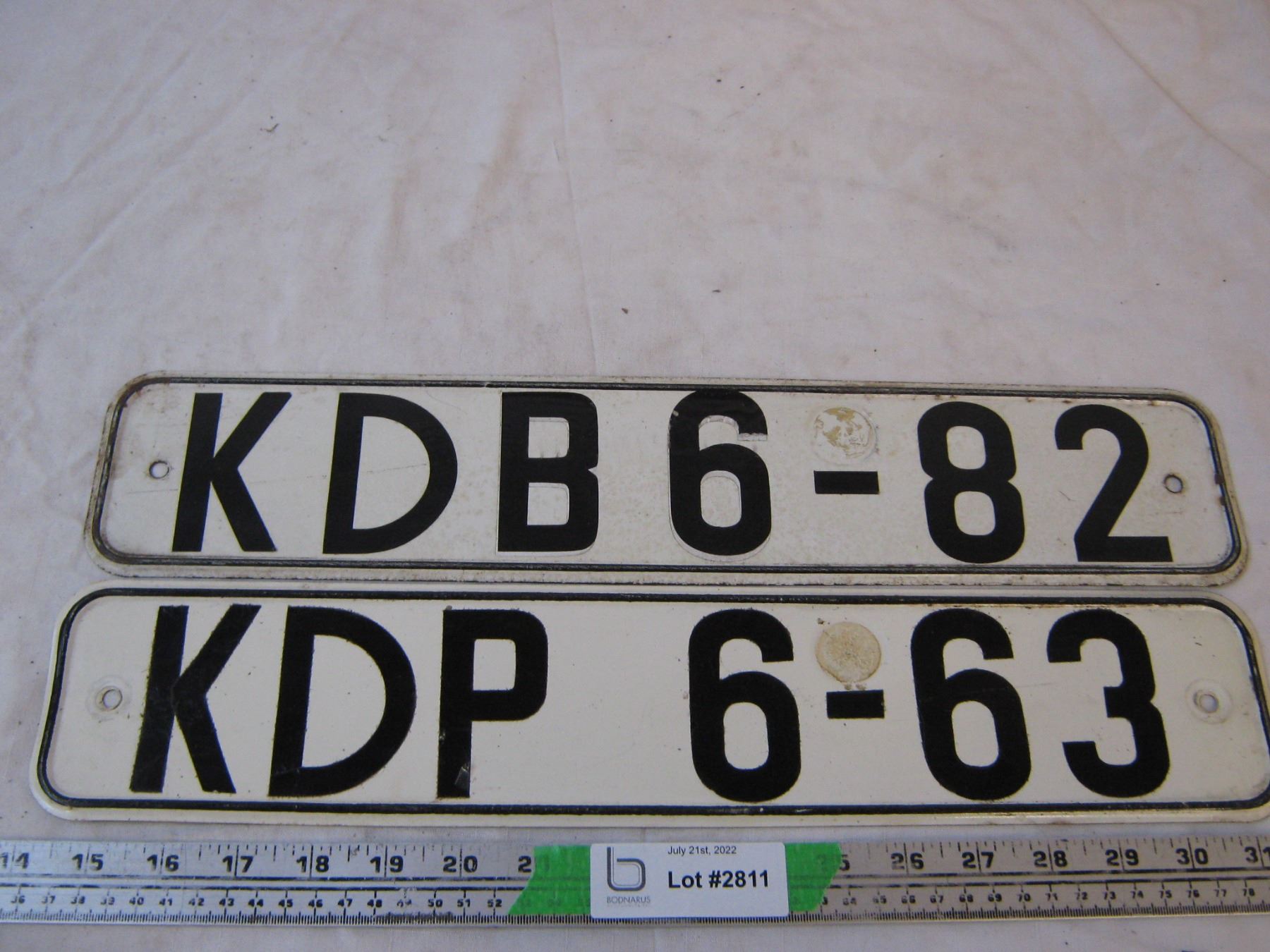 2 License Plates Former East Germany Bodnarus Auctioneering 2-license-plates-former-east-germany-bodnarus-auctioneering
