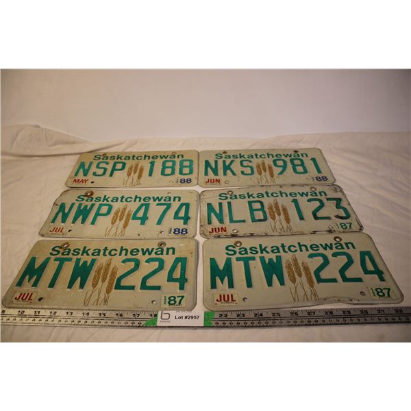 (6) Saskatchewan 1987 (3) + 1988 (3) - License Plates