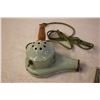 Image 4 : Vintage Handy-Hannah Dryer,Hand Warmer, and a Tin