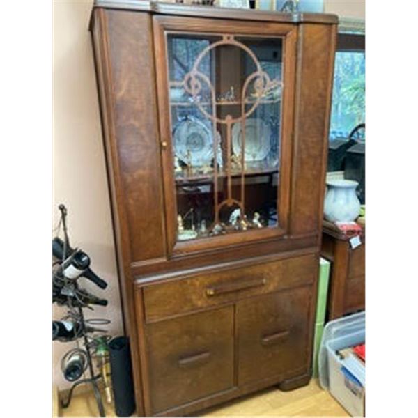 Vintage 1930's china cabinet from the Tri-Bond Furniture Company, Grand Rapids, MI. 36" wide, 72" T