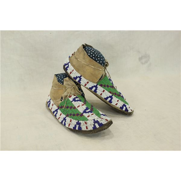 Northern Plains Moccasins