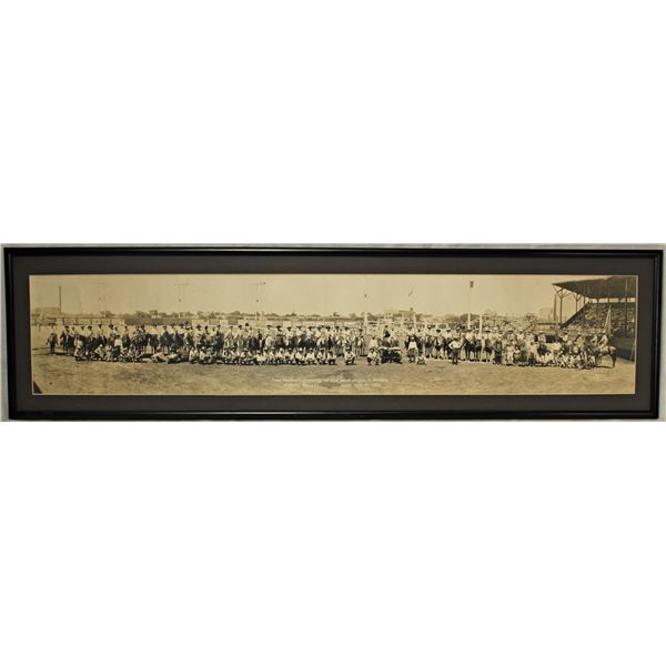 Pair of Yardlong Photos