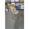 Image 3 : Small Vintage Kitchen Stool