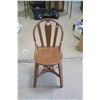 Image 3 : Vintage Wooden Chair
