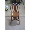 Image 5 : Vintage Wooden Chair