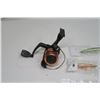 Image 6 : Fishing Reel & 11 New Hooks