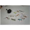 Image 1 : Fishing Reel & 11 New Hooks