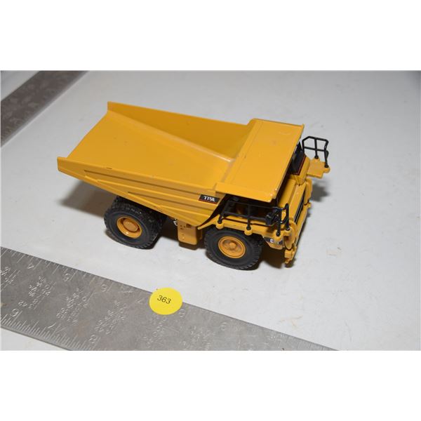 Norscot 'CAT' Rock Truck