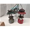 Image 1 : (2) Lanterns