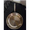Image 2 : Double boiler and quisinart stainless steel fry pan