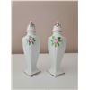 Image 2 : 2 sets vintage salt and pepper shakers telephone and tall ceramic floral print