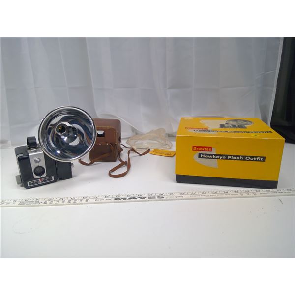 Brownie Hawkeye Camera Flash Model Camera w/ Box and Case