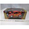 Burago Model Volkswagen New Beetle Cup 2000 - Gold Collection 1:18