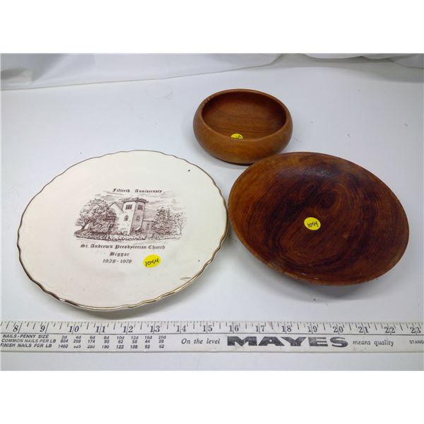 22k Gold St. Andrews Church Plate and 2 Wooden Dishes