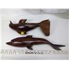 Image 3 : 2 Carved Wood Dolphins