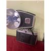 Image 2 : (2) Vintage Kodak Cameras Rotary & DuoFlex II