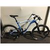 Image 2 : GIANT ANTHEM BLUE 20 SPEED FULL SUSPENSION MOUNTAIN BIKE WITH FULL DISC BRAKES