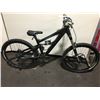 Image 2 : NO NAME BLACK 9 SPEED FULL SUSPENSION MOUNTAIN BIKE WITH FULL DISC BRAKES