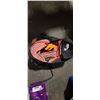 Image 2 : BAG OF ASSORTED HAND TOOLS, BOX OF ASSORTED COLOURED GEL PENS, UNIPOSCA ARTIST MARKERS, BIN OF