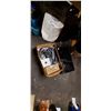 Image 1 : HONEYWELL HUMIDIFIER WITH 2 SPARE RESERVOIRS AND BOX OF ASSORTED HARDWARE