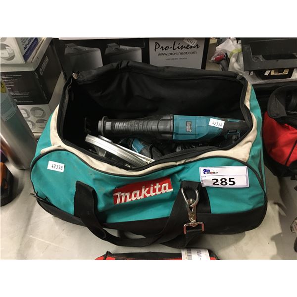 LOT OF ASSORTED MAKITA CORDLESS POWER TOOLS INCLUDING DRILL, IMPACT DRIVER, RECIPROCATING SAW,