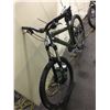 Image 2 : GREEN SPECIALIZED PRO 18 SPEED FRONT SUSPENSION MOUNTAIN BIKE WITH FULL DISC BRAKES