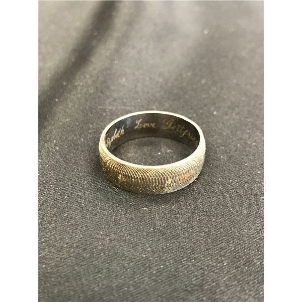 10K MENS WEDDING RING