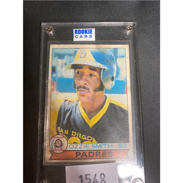 OZZIE SMITH SS PADRES O-PEE-CHEE 52 BASEBALL CARD