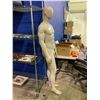 Image 2 : 6' PLASTIC MANNEQUIN WITH DETACHABLE MAGNETIC ARMS, HEAD & TURNING TORSO