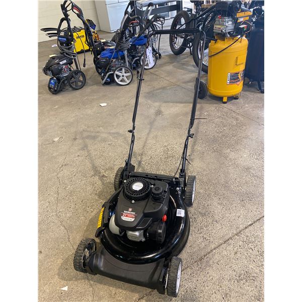 *TESTED WORKING* YARDMACHINES 21" 140CC GAS POWERED LAWN MOWER